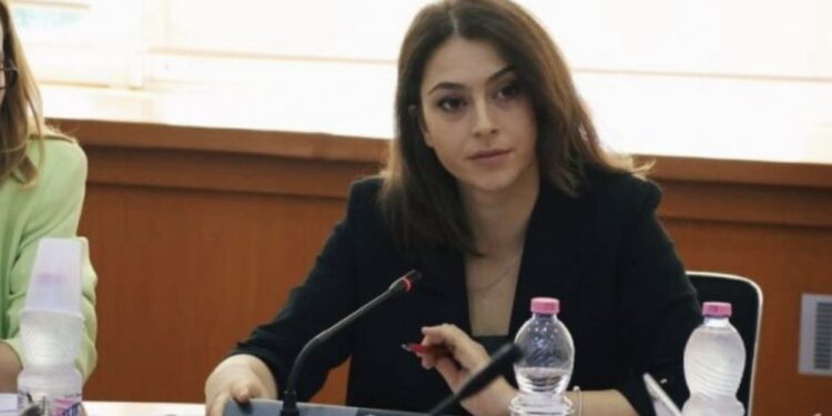 Ekskluzive: Doarsa Kica jep dorëheqje nga “GUXO”