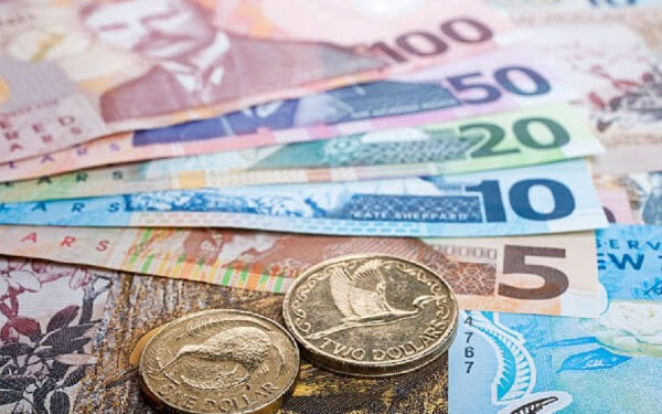 Burri që fitoi 12 milionë euro në lotari u pendua që fitoi paratë