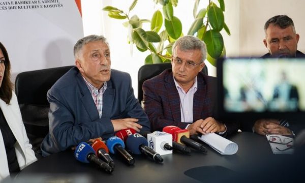 SBASHK jep sinjale se po lëshon pe: Jo 50, por më pak se 100 euro
