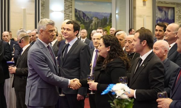 Kajtazi tregon pse presidentja Osmani po e sulmon Edi Ramën, përmend Thaçin!
