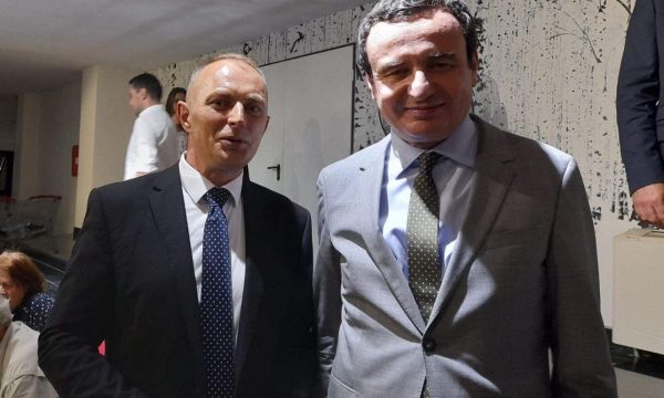 Ky është anëtari i LVV që e krahasoi Jasharajn me Millosheviqin, dikur kërcënonte Molliqajn