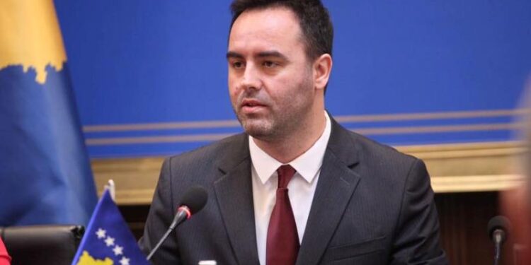 Konjufca: Me mendje e zemër jemi pranë dhimbjes së familjeve të viktimave e popullit mik amerikan