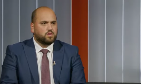 Aktivisti që u largua nga VV: E përjetova rëndë, mos e provoftë askush