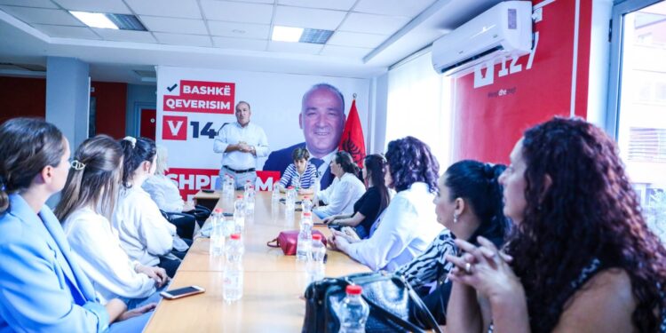 “Priten mbi 22 dorëheqje”/ Zhvillime dramatike në degën e Vetëvendosjes në Podujevë