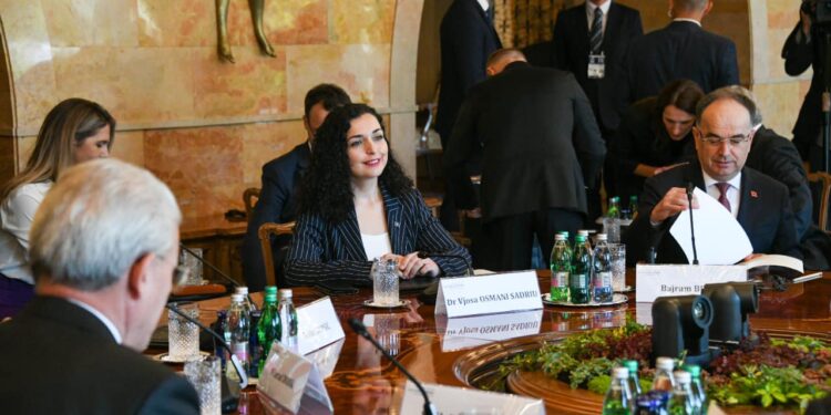 Presidentja Osmani propozon që takimi i radhës i Bërdo-Brione të mbahet në Kosovë