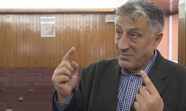 Jasharaj i ashpër me Kurtin: Të mos e lejojmë Kosovën të bëhet vend diktatorial