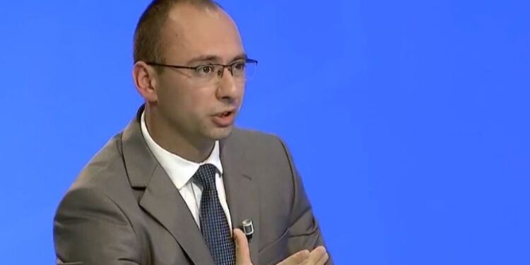 Simiq: Nuk ka kohë më të mirë se tani për vizitë nga Bërnabiq