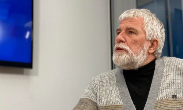 Si është gjendja shëndetësore e Rrahman Jasharajt? Flet kolegu i tij