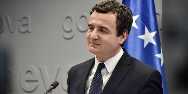 Kurti: Ligji i Pagave javën tjetër del në diskutim publik, koeficidenti për mësimdhënësit është më i mirë se në të kaluarën