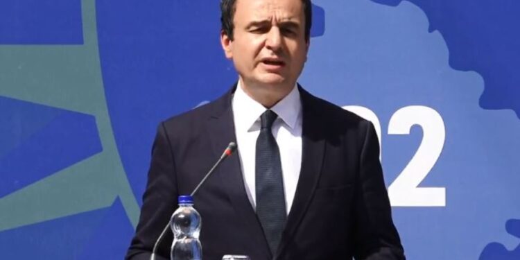 Kurti: Një e mitur që do të duhej të ishte në shkollë, ndodhet në strehimore shkaku i një krimi