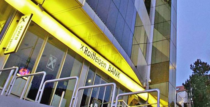 Raiffeisen i rrit kamatat edhe për kreditë ekzistuese