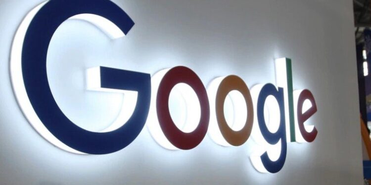 Franca gjobit Google dhe Facebook me gjoba të ashpra