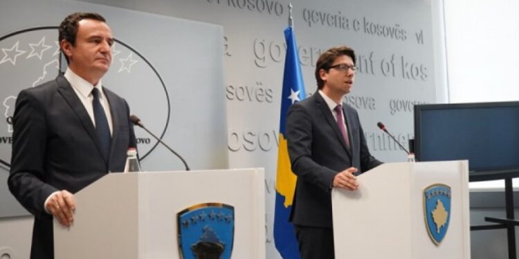 Kurti dhe ministri Murati thërrasin konferencë të jashtëzakonshme për media
