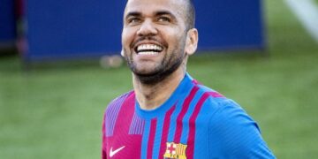Dani Alves godet pas abuzimit racist të Vinicius: Evropa është plot me racistë