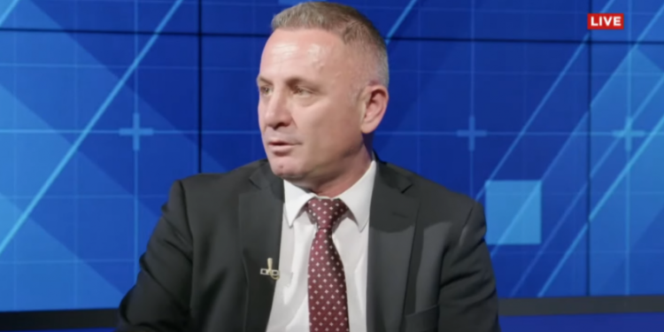 Ish-kryeinspektori i AKI-së tregon pse s’u arrestua personi që planifikoi ta vriste Albin Kurtin