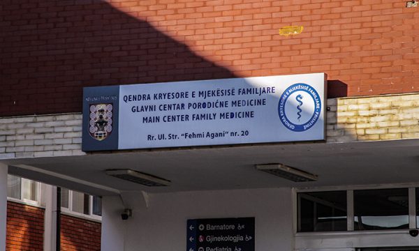 Nuk iu dolën pagat, stafi i QKMF’së në Prishtinë proteston sot