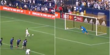 Sekondat e fundit të ndeshjes, ylli i njohur i futbollit bëhet gaz i botës me këtë penallti të huqur!