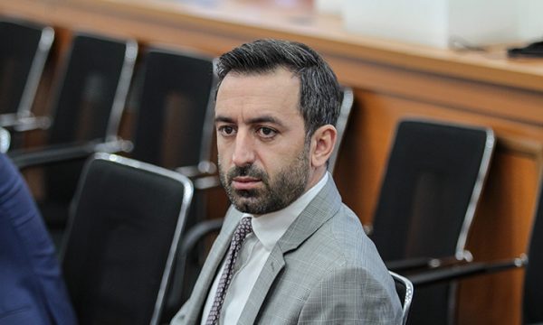 Basha mbështetë Kurtin nga Kosova, shkruan edhe japonisht