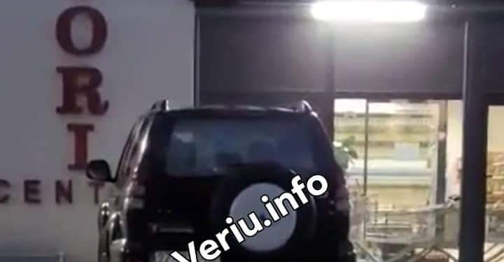 Me veturë zyrtare gjatë vikendit në market