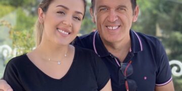 Xeni uron vajzën për ditëlindje, ajo është një kopje e babait