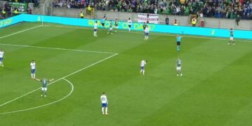 Fund i hidhur për Kosovën, Irlanda e Veriut shënon fitore me përmbysje (VIDEO)