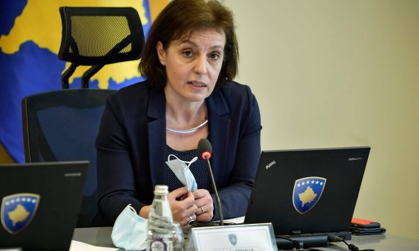 Gërvallës nesër i mbushet oborri i ministrisë me protestues, publikohen 14 kërkesa