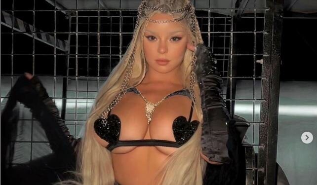 Demi Rose nuk ndalet dot/ Provokon me format bombastike