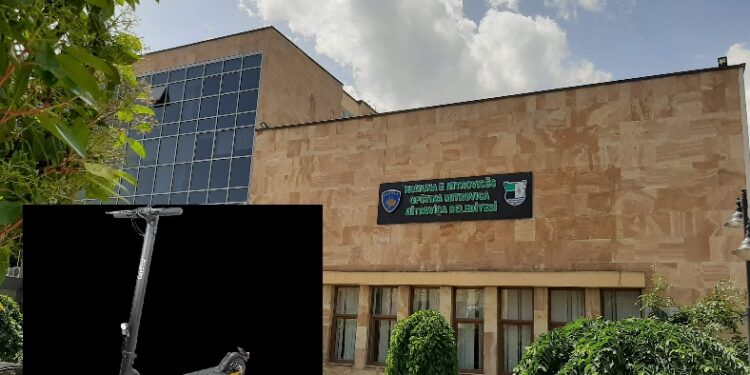 Komuna e Mitrovicës ndalon qarkullimin e trotineteve elektrikë në hapësirat publike