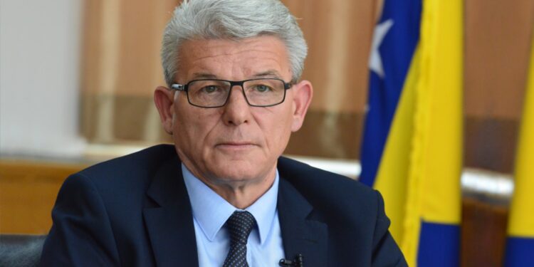 Xhaferoviq: Në Bosnje e Hercegovinë nuk flitet as për mundësinë e njohjes së pavarësisë së Kosovës