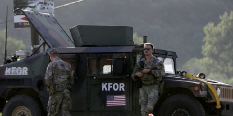 NATO deklarohet lidhur me targat: Nëse rrezikohet stabiliteti, KFOR-i i gatshëm të ndërhyjë