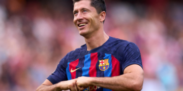Zbulohet shuma që Barcelona duhet t’ia paguajë Bayernit, nëse Lewandowski shënon së paku 25 gola në sezon