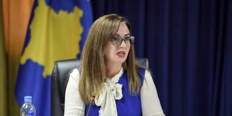 Nagavci nxjerr inspektorët në terren, MASHT tregon se a po zbatohet vendimi për zëvëndësim të orëve