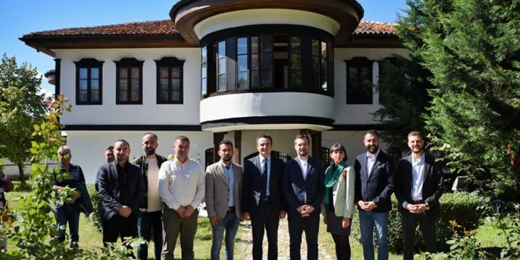 Çeku: Gjatë 18 muajve të qeverisjes Kurti, dhjetëra monumente janë shpëtuar nga shkatërrimi