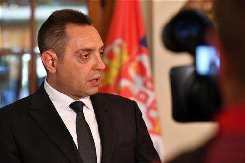Vulin: Po na bëhen shantazhe të çmendura për ta njohur Kosovën