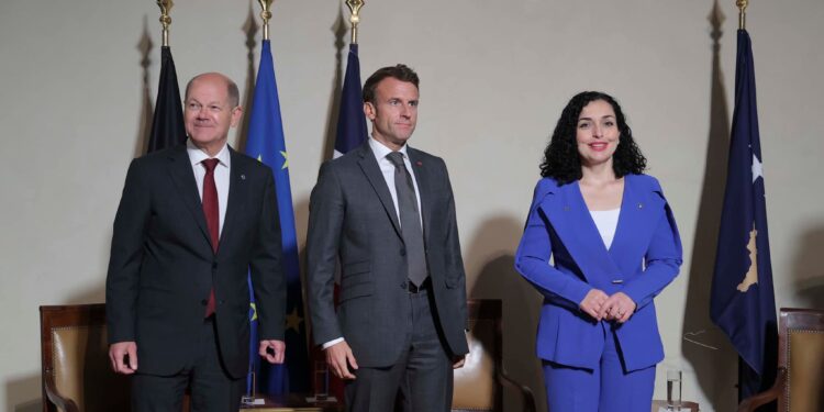 Presidentja Osmani mirënjohëse për përkrahjen e Scholz dhe Macron për Kosovën