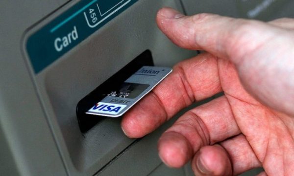 Lajmi i fundit: Qeveria i ekzekuton pagat e mësimdhënësve
