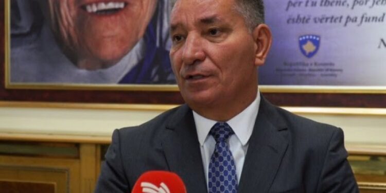 Pal Lekaj kërkon dorëheqjen e Kurtit: Qeveria e tij dëshiron revolta dhe protesta