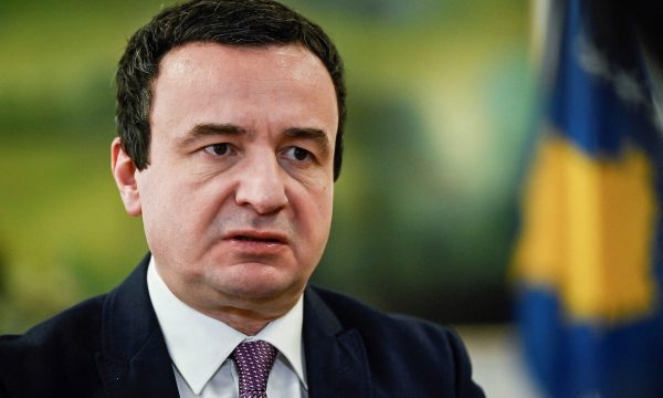 BE-ja e zhgënjyer me qeverinë për vendimin e ri për targat