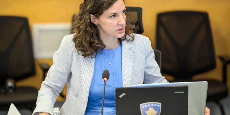 Ministria e Ekonomisë: Institucionet relevante janë duke monitoruar tregun për parandalim të rritjes së çmimeve