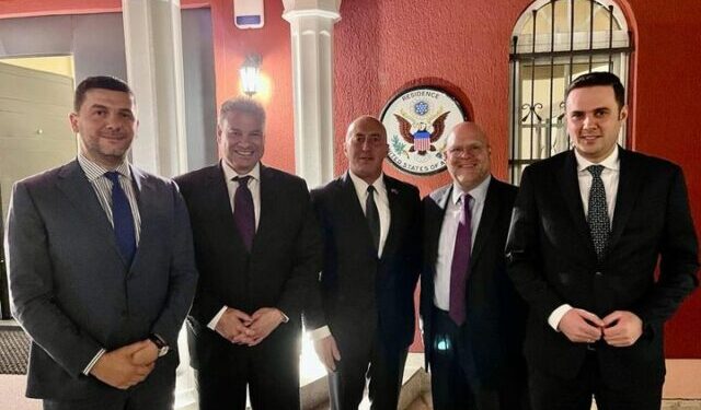 Escobar nesër në Kosovë, mbledh sërish krerët e Opozitës