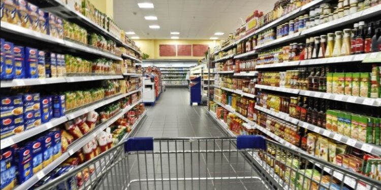 Produkte pa afat e reklama mashtruese – Për 8 muaj, mbi 2 mijë ankesa nga konsumatorët