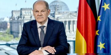 Politico: T’i tregosh gishtin e mesit pjesës tjetër të Europës