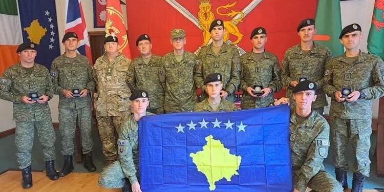 FSK-ja fiton medalje argjendi në garën ushtarake në Angli
