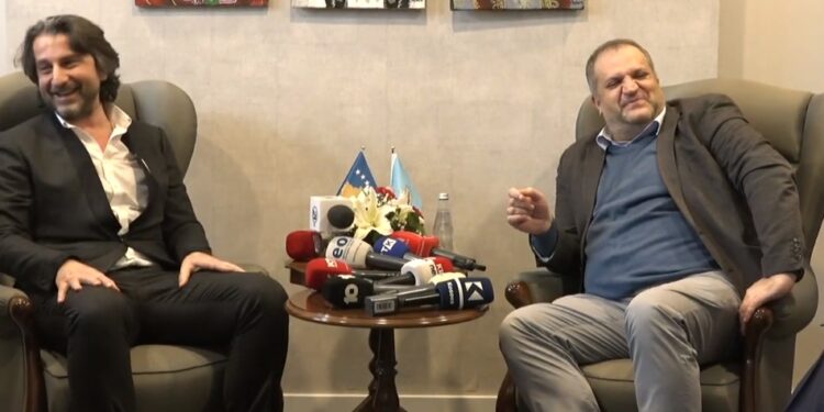 Ahmeti ngacmon pak Ramën dhe Kurtin: Mos janë ardh me i ndërru targat krejt kerret nga Veriu