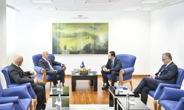 “Ni shpi budallë” – pas fjalëve të rënda, Haradinaj shkoi për dialog te Kurti