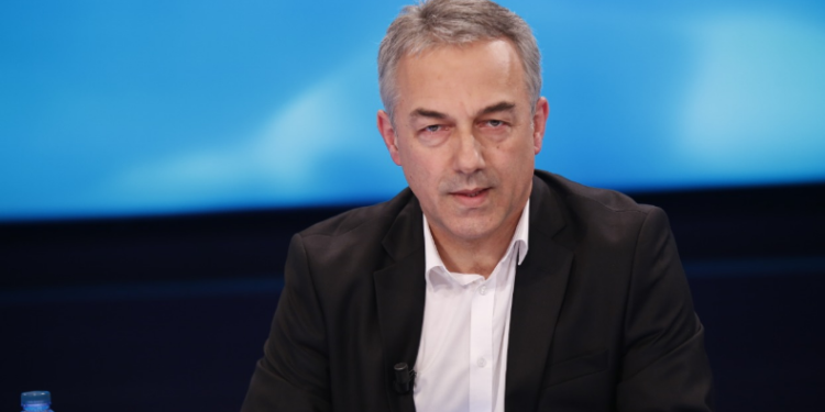 Zëdhënësi i PDK’së bëhet viral: Duhet të reformohemi, sepse s’mund t’ju bëjmë budallë