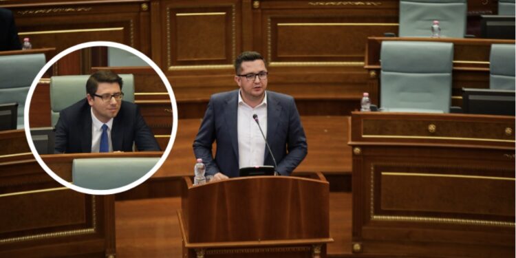 Mustafa i ashpër me Muratin: As matematikë të klasës së tretë s’je kah din