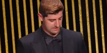 Courtois zgjidhet portieri më i mirë në botë