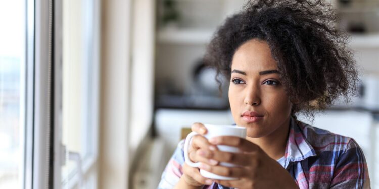 Luhatjet hormonale: ndryshime që ndikojnë në humor