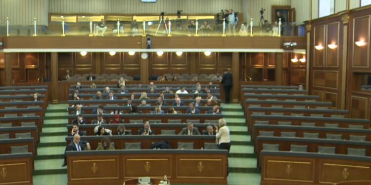 LDK, PDK dhe AAK e lëshojnë seancën, kjo është arsyeja?